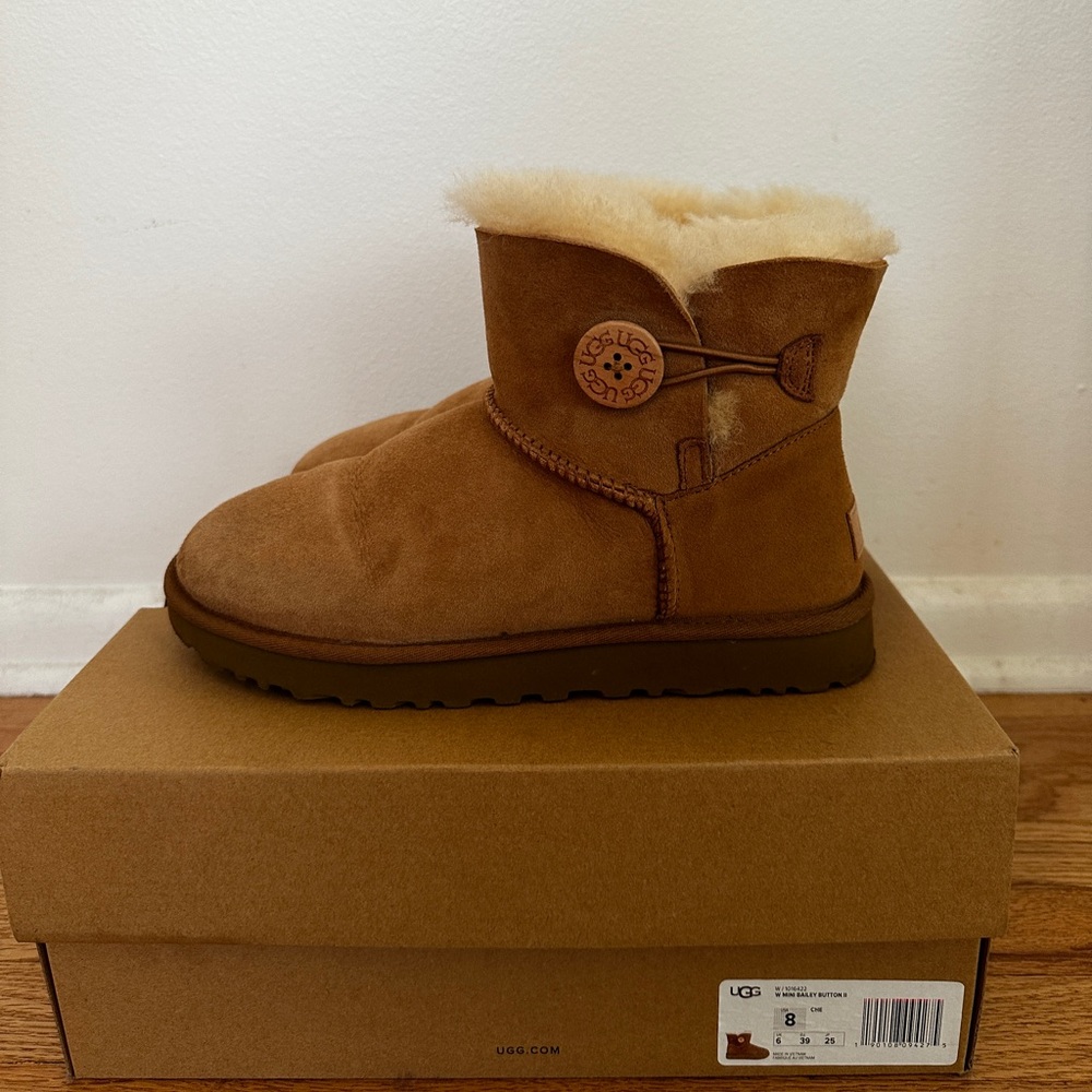 UGG® Mini Bailey Button II Genuine
Shearling Boot (Women)